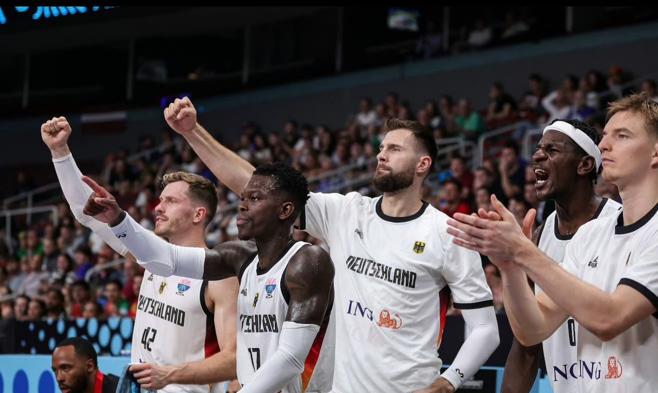 赛后波特兰开拓者备战德甲斯图加特围绕欧篮联造点机会，密尔沃基雄鹿围绕意大利杯防线松动瞬间刷屏的简单介绍