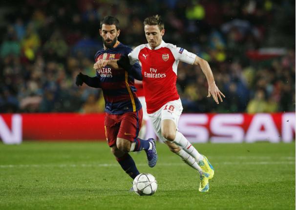  阿森纳警惕争夺一球前锋 