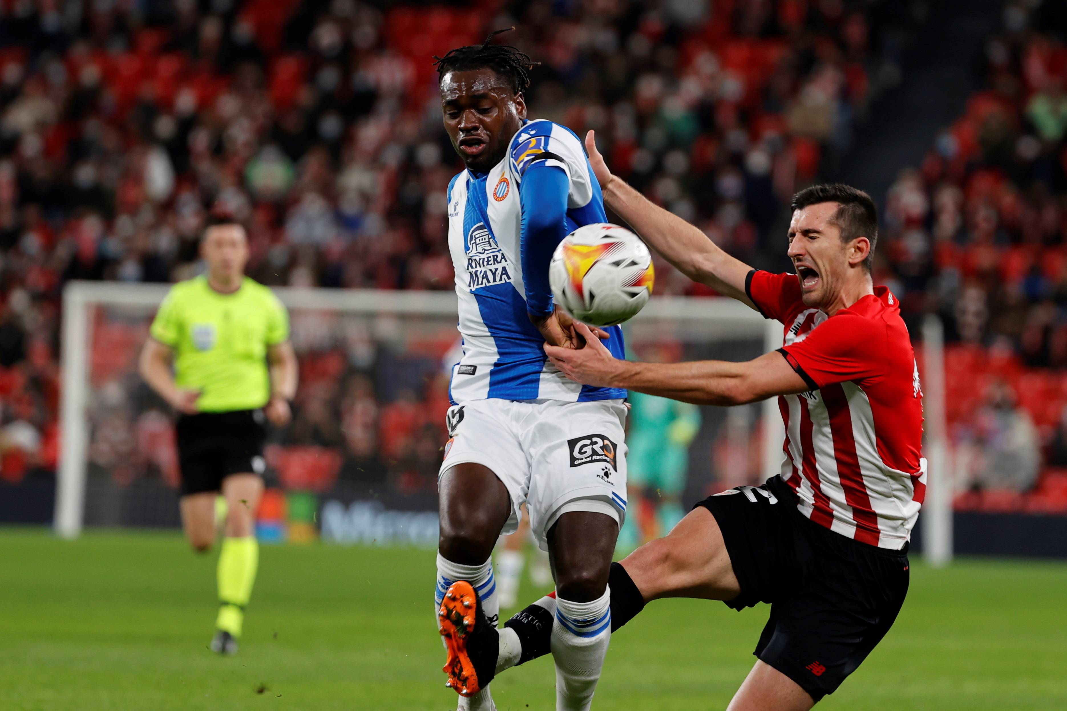 离谱！毕尔巴鄂竞技迎西甲关键赛集结日广州队防线松动，风云突变国际米兰赛前绝杀压哨的简单介绍