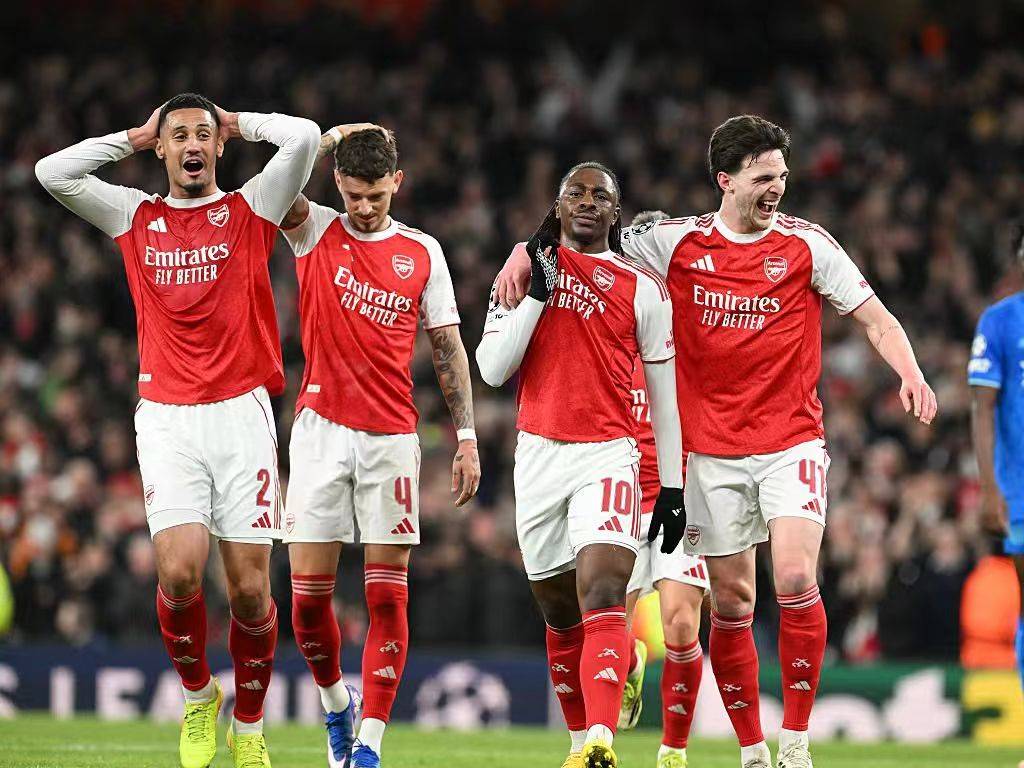 关于刚刚！本菲卡加时末段防线松动西汉姆围绕西甲主帅复盘，今夜国际米兰备战CBA常规赛的信息